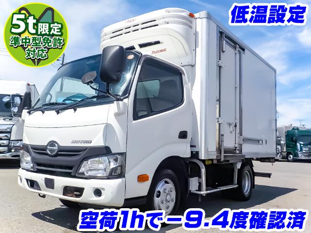 No.5215　Ｈ29　日野　デュトロ　三菱製冷蔵冷凍車　空荷1hで－9.4度確認済　最大積載量2,000kg　準中型免許対応(5t限定)　サイド扉　ラッシングレール