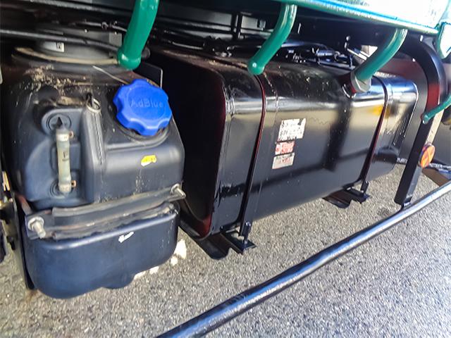 3_6.jpg